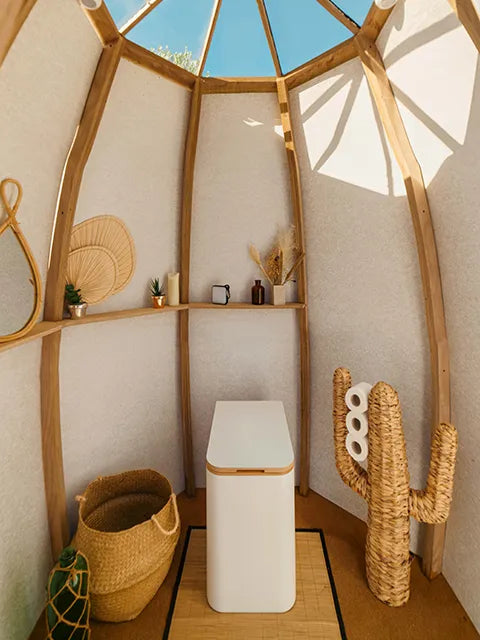 TROBOLO SilvaBloem Komposttoilette Innenarchitektur Porträt