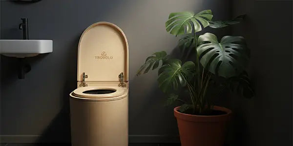 TROBOLO TinyBloem WC a secco arrotondato in legno in bagno moderno