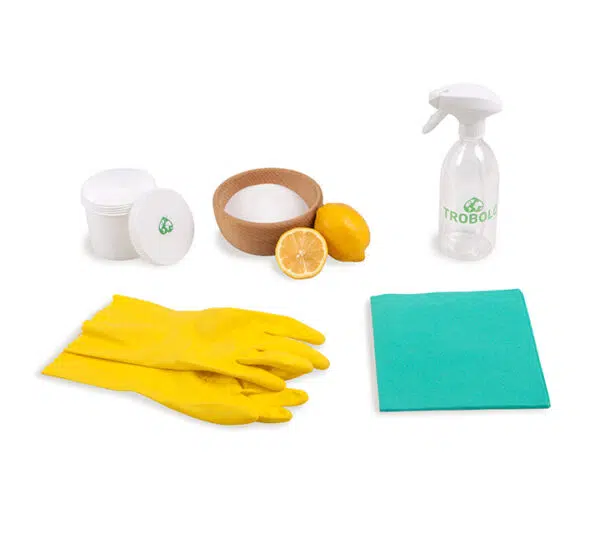 Cleaning set with citric acid